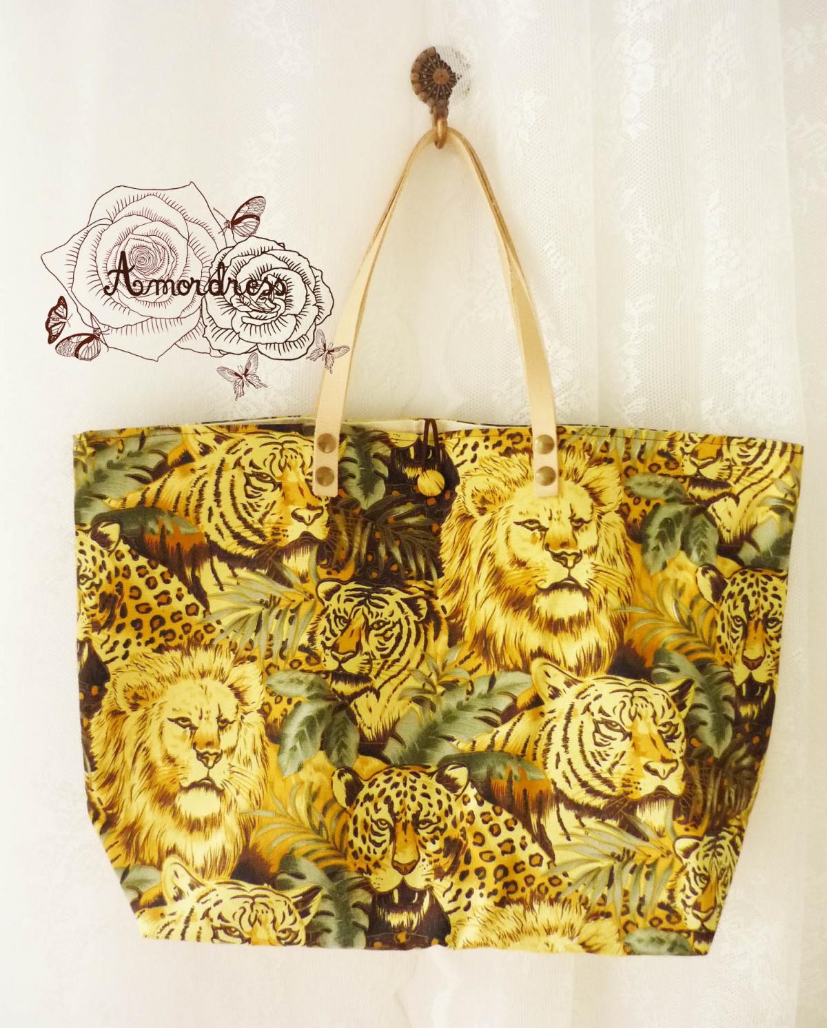 The Safari World Tiger Lion Tote Bag Printed Canvas Bag Genuine Leather Strap Retro Bag ...amor The Inspired Collection...
